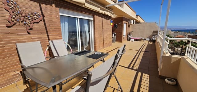 3 sovrum Takvåning till salu i Roquetas de Mar med pool garage - 315 000 € (Ref: 10125220)