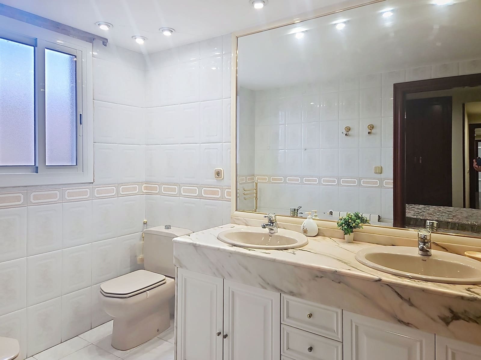 Apartament na sprzedaż w Miasto Walencja z garażem - 495 000 € (Ref: 10127581)