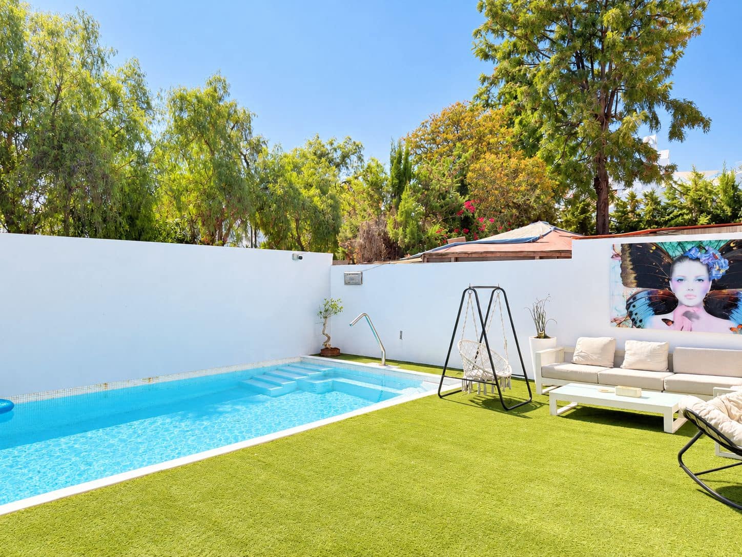 3 bedroom Apartment for sale in Marbella with pool garage - € 1,100,000 (Ref: 10127586)
