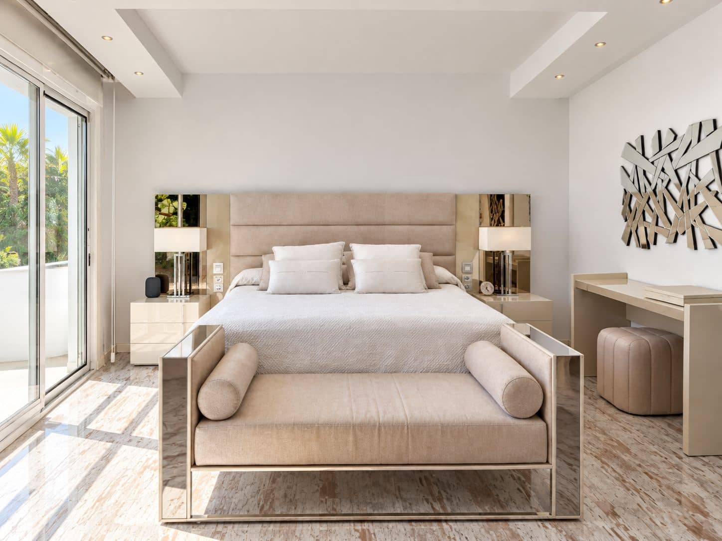 3 bedroom Apartment for sale in Marbella with pool garage - € 1,100,000 (Ref: 10127586)