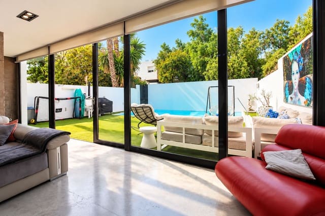 3 soverom Kjedet enebolig til salgs i Rodeo Alto - Guadaiza - La Campana, Marbella med svømmebasseng garasje - € 1 100 000 (Ref: 10127586)