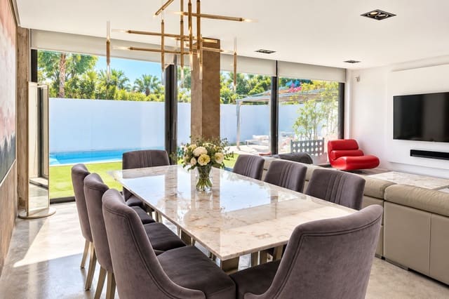 3 soverom Kjedet enebolig til salgs i Rodeo Alto - Guadaiza - La Campana, Marbella med svømmebasseng garasje - € 1 100 000 (Ref: 10127586)