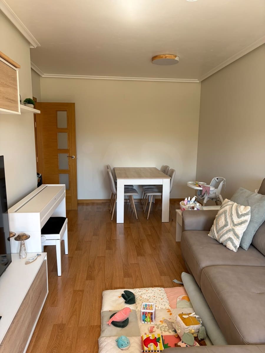 2 bedroom Apartment for sale in San Andres del Rabanedo with garage - € 170,000 (Ref: 10127587)