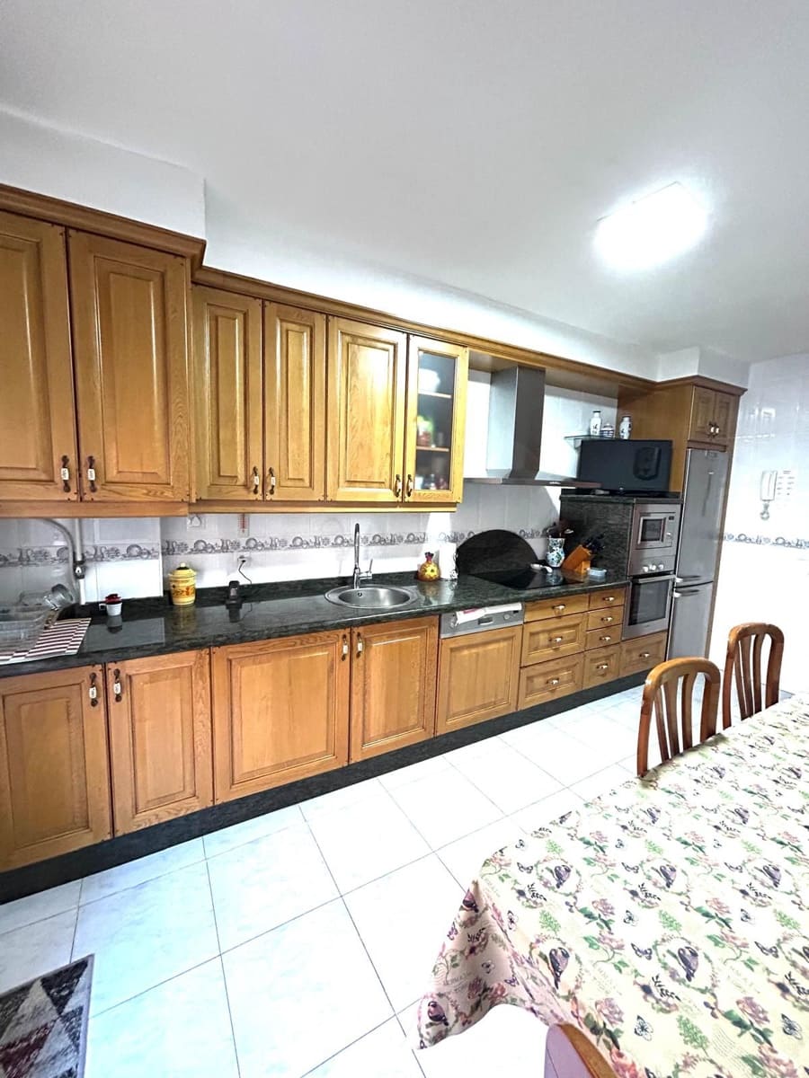 3 bedroom Apartment for sale in La Baneza with garage - € 135,000 (Ref: 10127588)