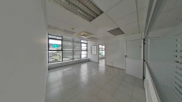 Kaupallinen myytävänä paikassa Manresa - 113 000 € (Ref: 10127590)