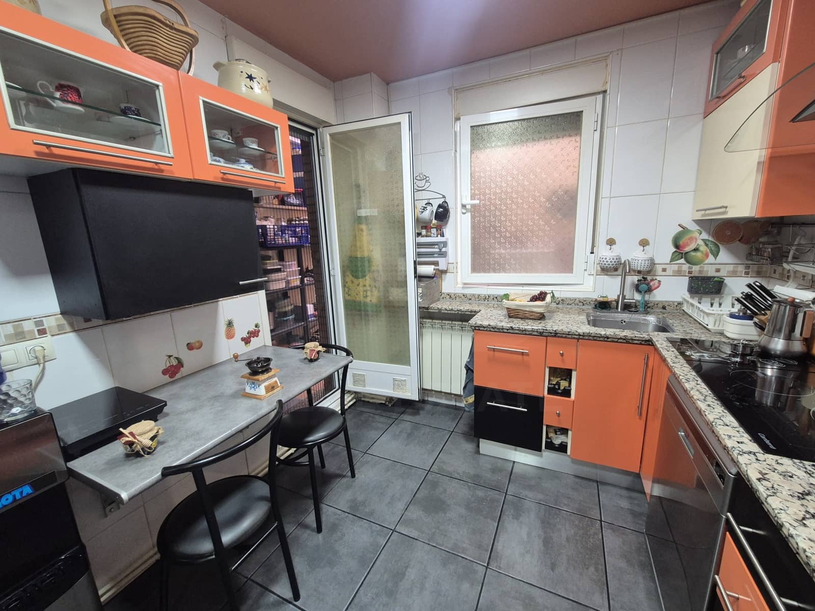 3 bedroom Apartment for sale in Terradillos with garage - € 120,000 (Ref: 10129339)