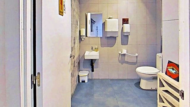 Kommersiell til leie i San Juan de Alicante / Sant Joan d'Alacant - € 39 000 (Ref: 10130641)