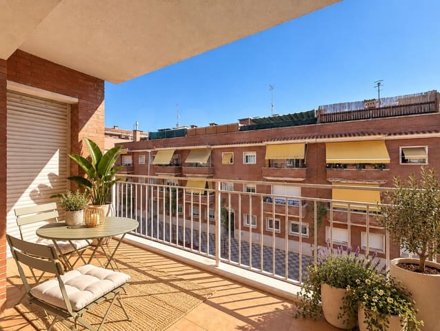 3 slaapkamer Appartement te koop in Malgrat de Mar met zwembad garage - € 260.000 (Ref: 10130850)