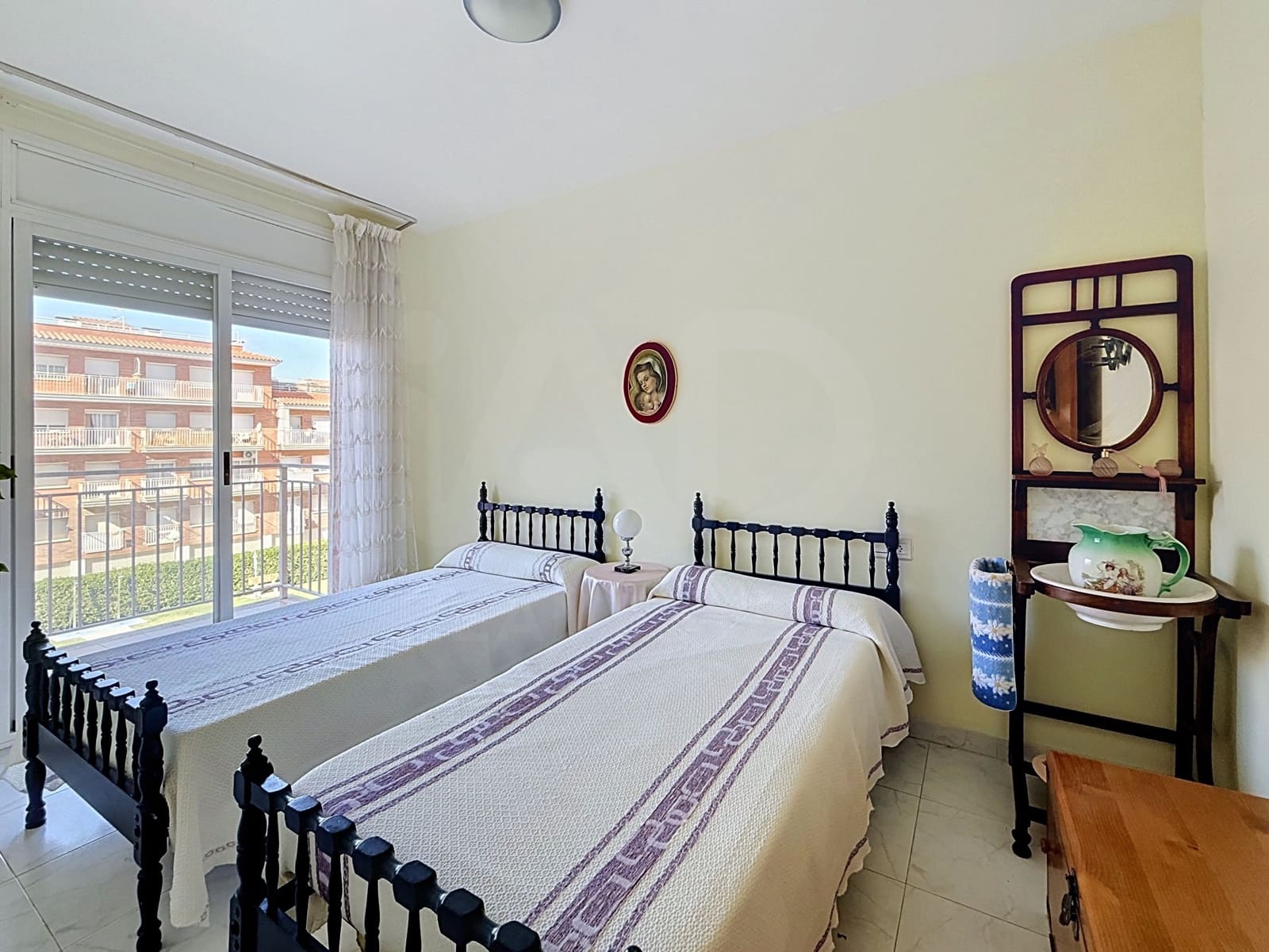 3 bedroom Apartment for sale in Malgrat de Mar with pool garage - € 260,000 (Ref: 10130850)