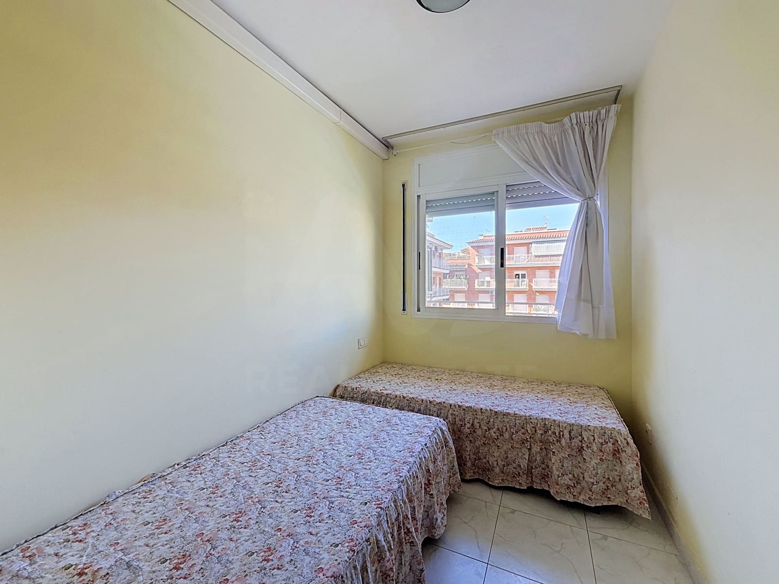 3 bedroom Apartment for sale in Malgrat de Mar with pool garage - € 260,000 (Ref: 10130850)
