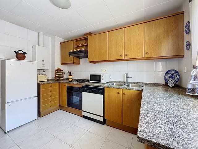 3 slaapkamer Appartement te koop in Malgrat de Mar met zwembad garage - € 260.000 (Ref: 10130850)