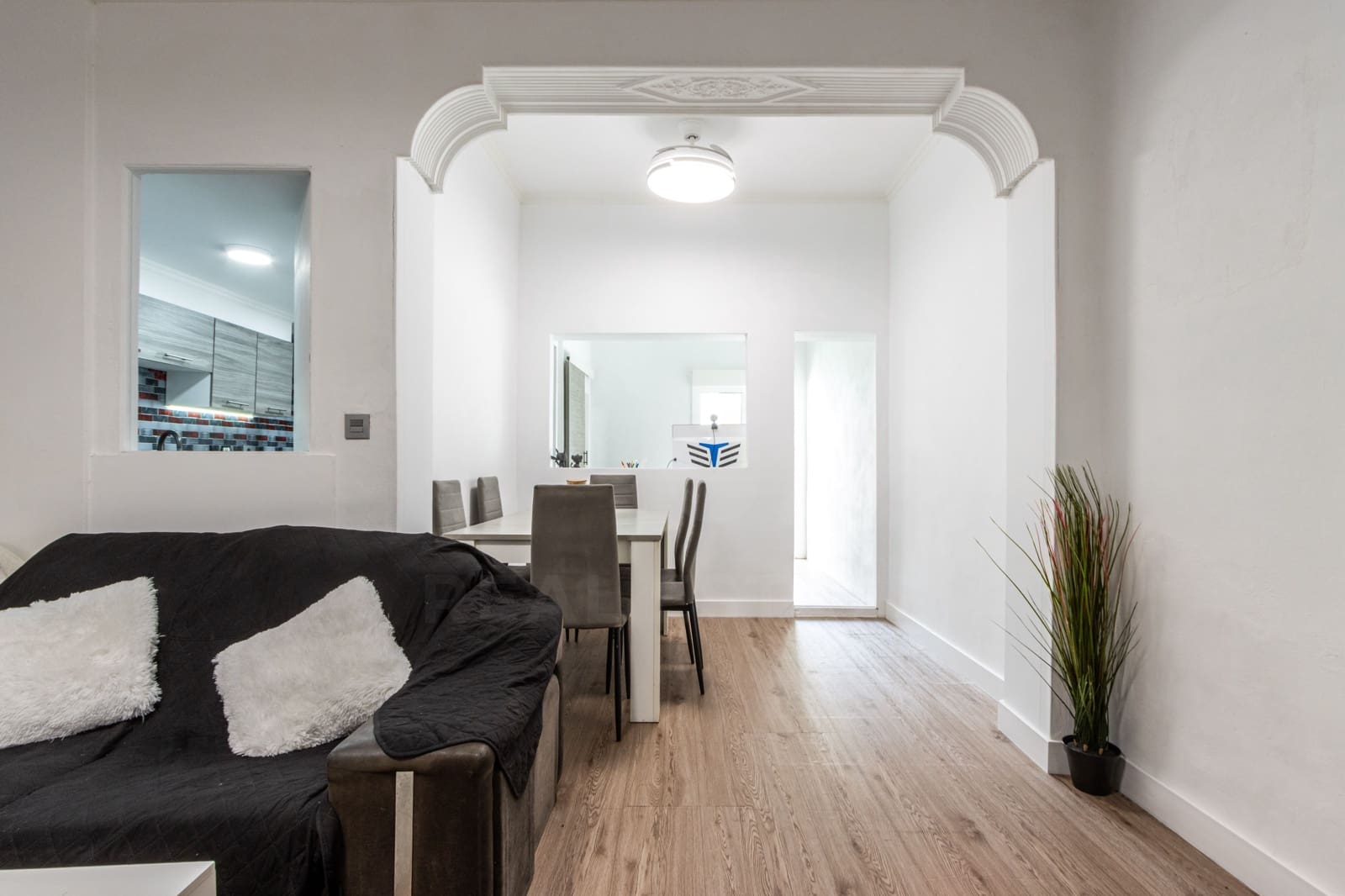 2 bedroom Apartment for sale in Sabadell with garage - € 245,000 (Ref: 10130852)