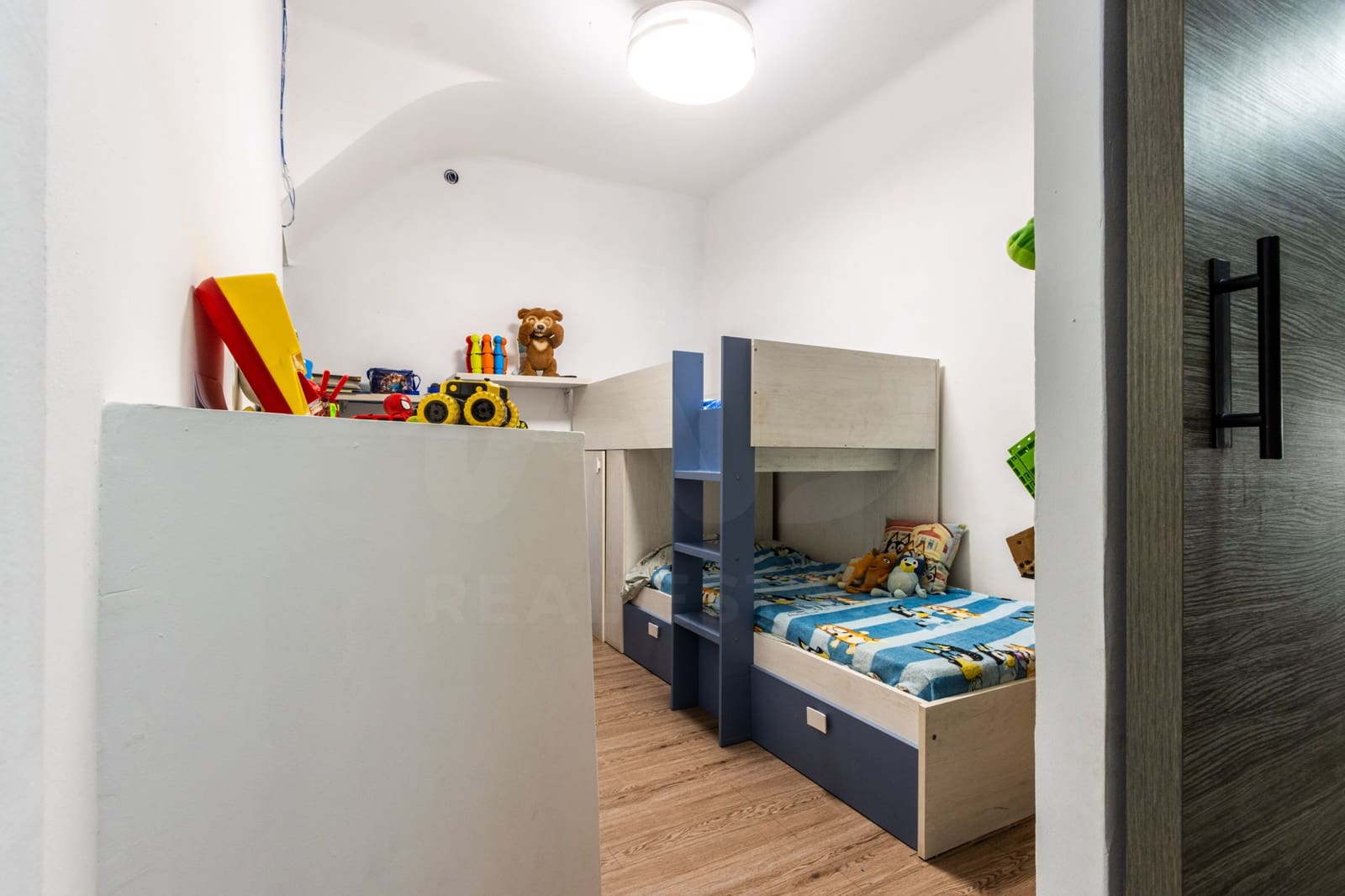 2 bedroom Apartment for sale in Sabadell with garage - € 245,000 (Ref: 10130852)