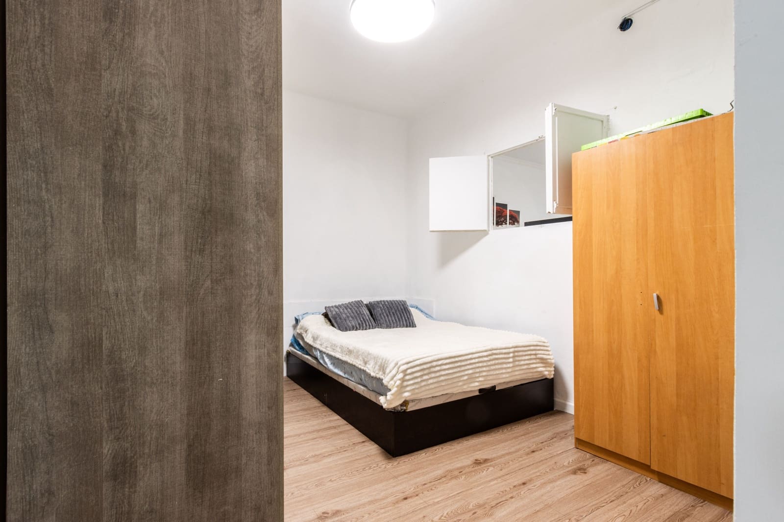 2 bedroom Apartment for sale in Sabadell with garage - € 245,000 (Ref: 10130852)