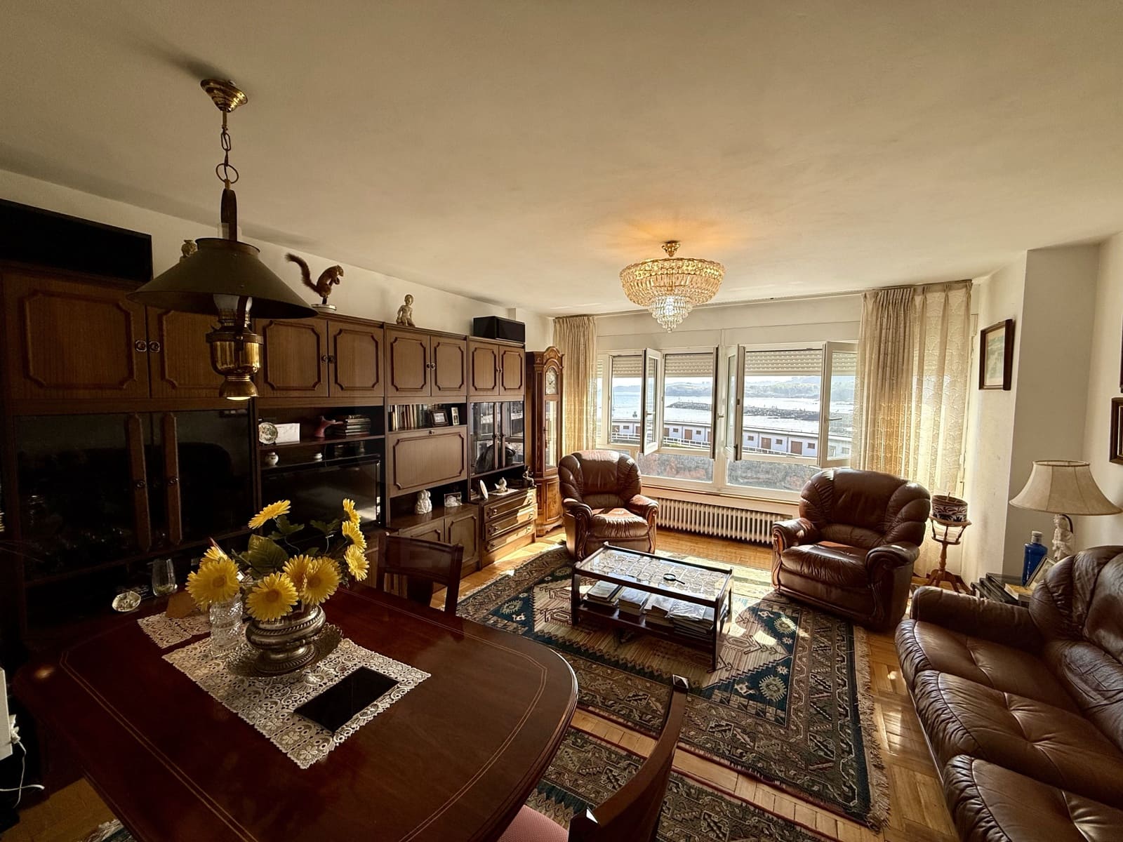 4 sovrum Lägenhet till salu i Carreno med garage - 395 000 € (Ref: 10130855)