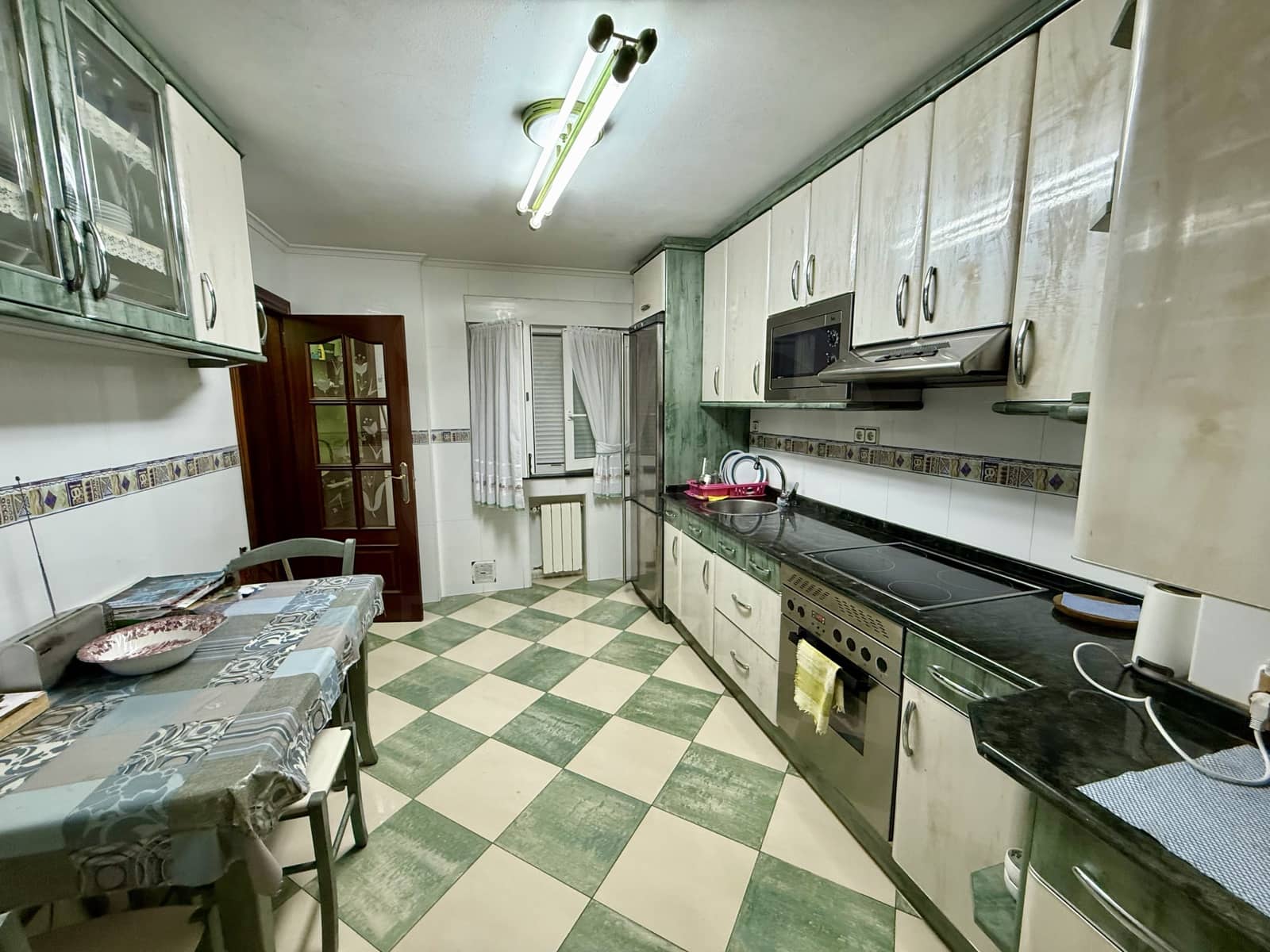 4 sovrum Lägenhet till salu i Carreno med garage - 395 000 € (Ref: 10130855)