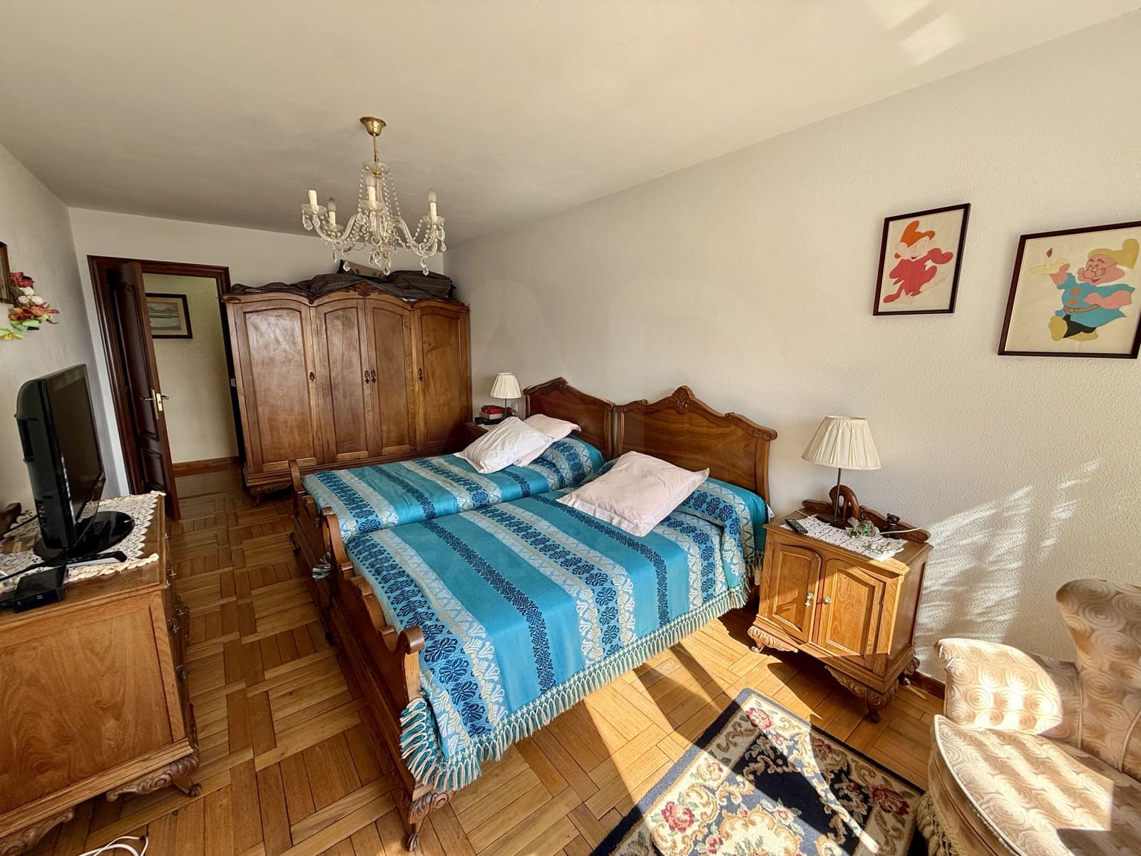 4 bedroom Apartment for sale in Carreno with garage - € 395,000 (Ref: 10130855)
