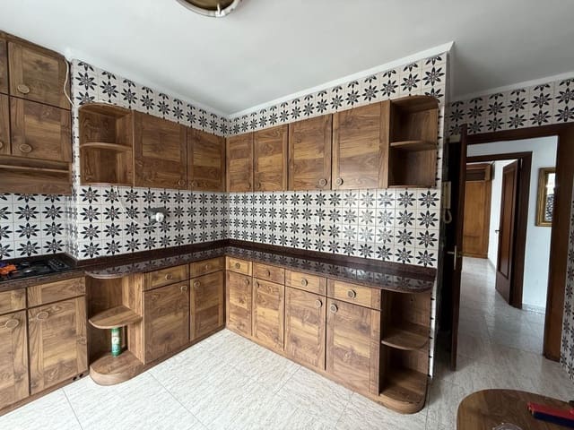 3 makuuhuone Huoneisto myytävänä paikassa Centro Urbano, Gijón - 199 000 € (Ref: 10130857)
