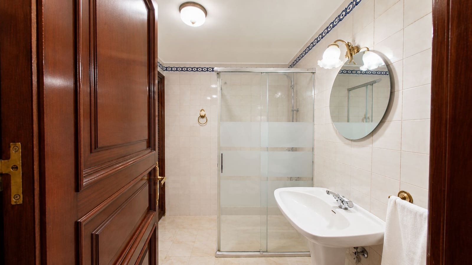 4 soveværelse Lejlighed til salg i Cordoba by med garage - € 700.000 (Ref: 10130858)