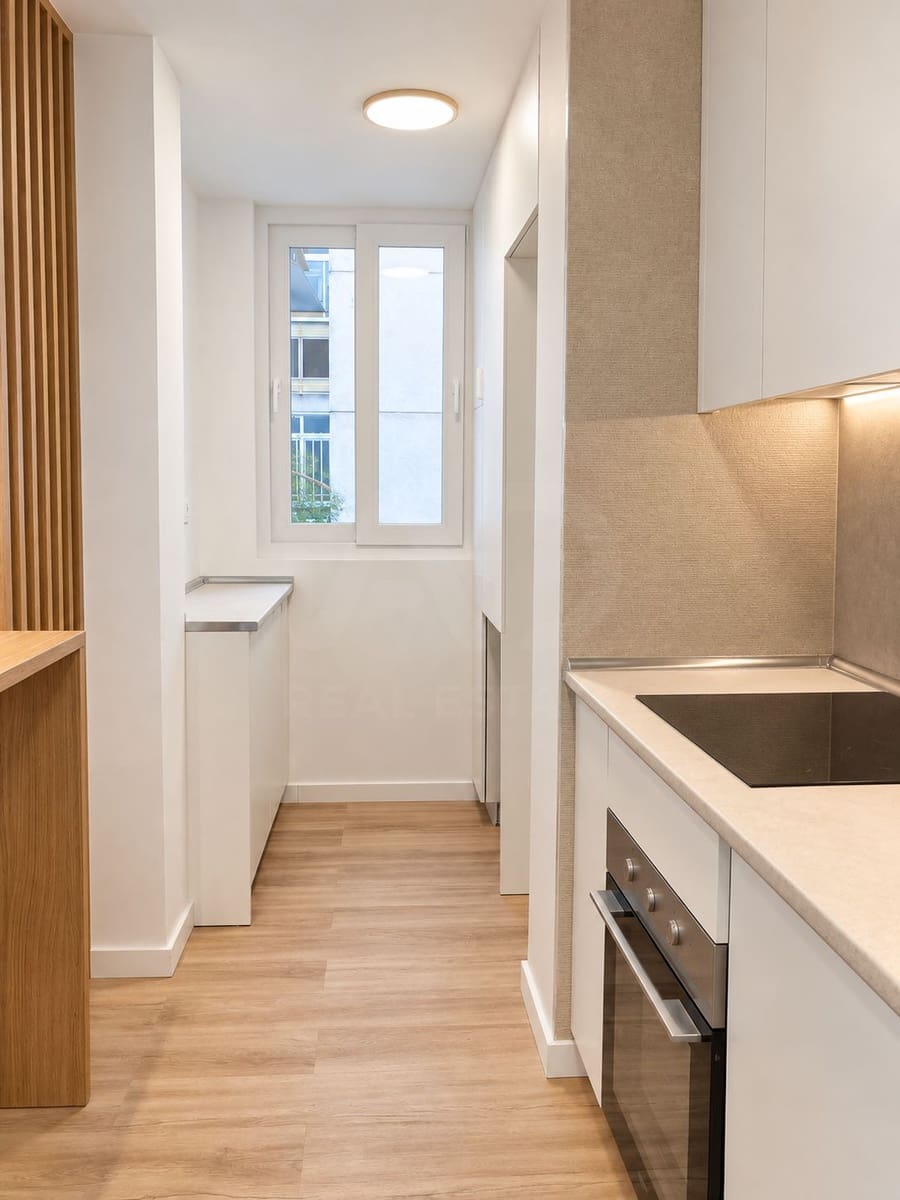3 sovrum Lägenhet till salu i Coslada - 357 000 € (Ref: 10130861)