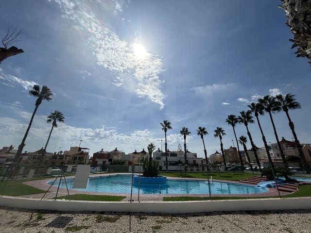 2 soverom Leilighet til salgs i Nueva Torrevieja, Torrevieja med svømmebasseng - € 159 000 (Ref: 10131049)