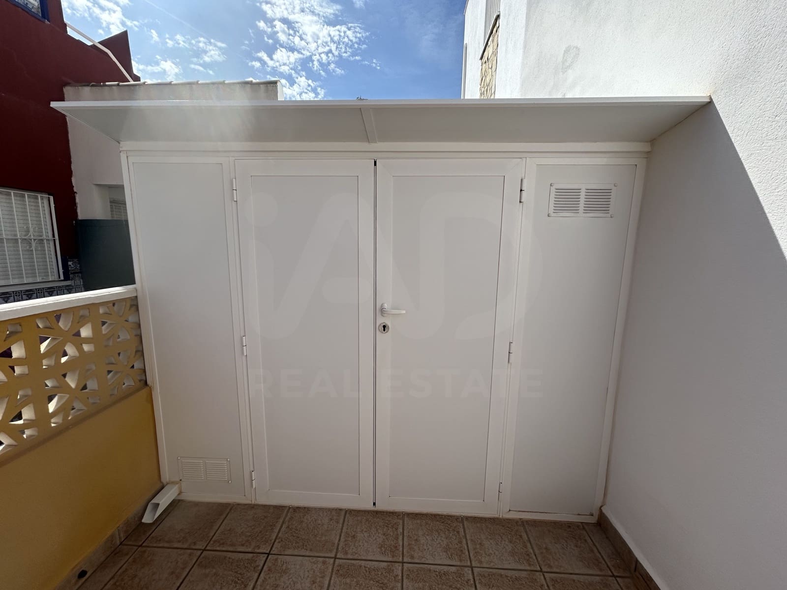 2 soverom Leilighet til salgs i Torrevieja med svømmebasseng - € 159 000 (Ref: 10131049)