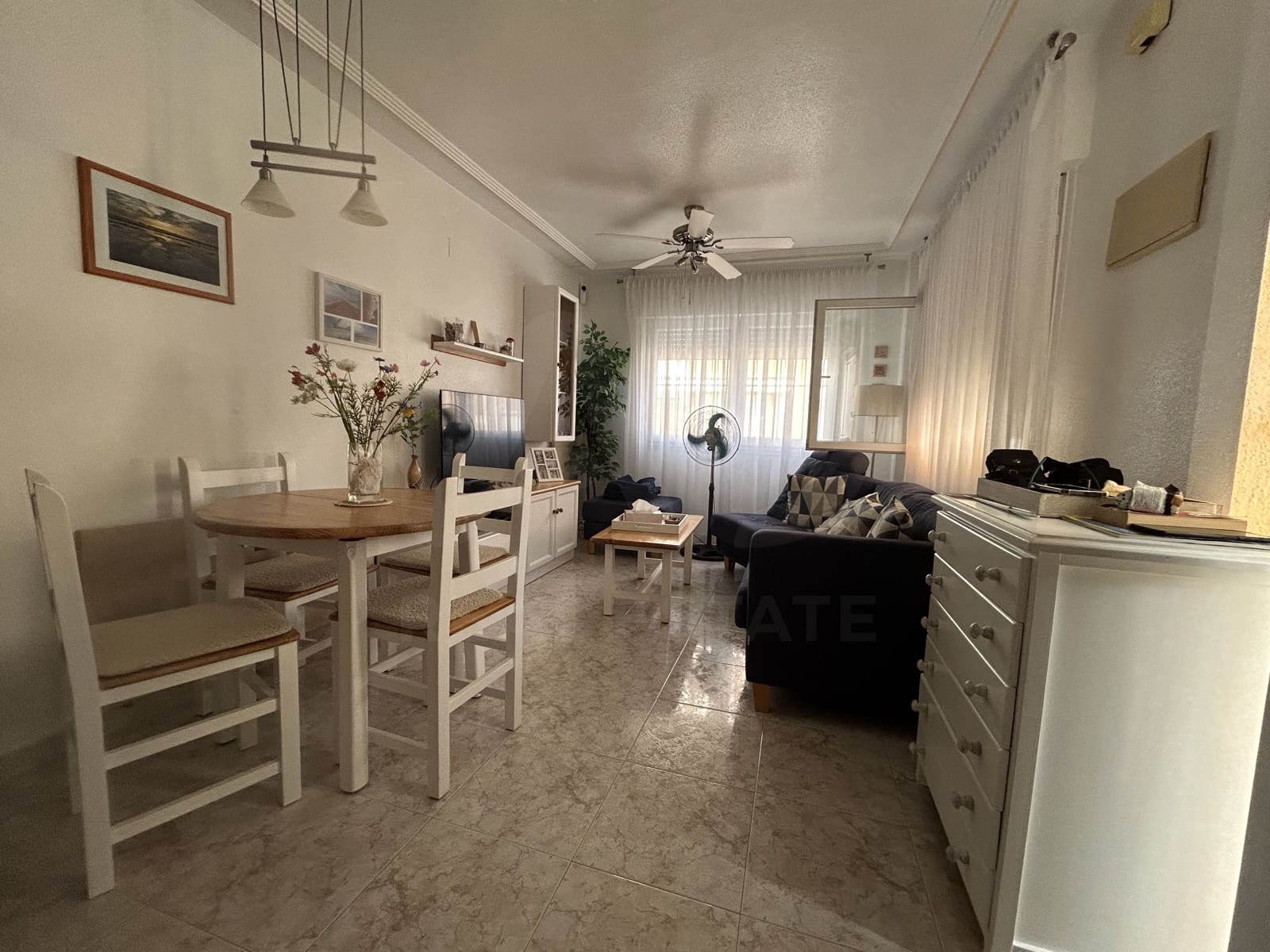 2 soverom Leilighet til salgs i Torrevieja med svømmebasseng - € 159 000 (Ref: 10131049)