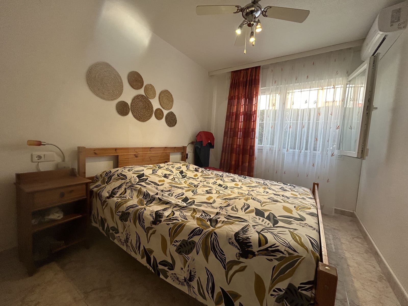 2 soverom Leilighet til salgs i Torrevieja med svømmebasseng - € 159 000 (Ref: 10131049)