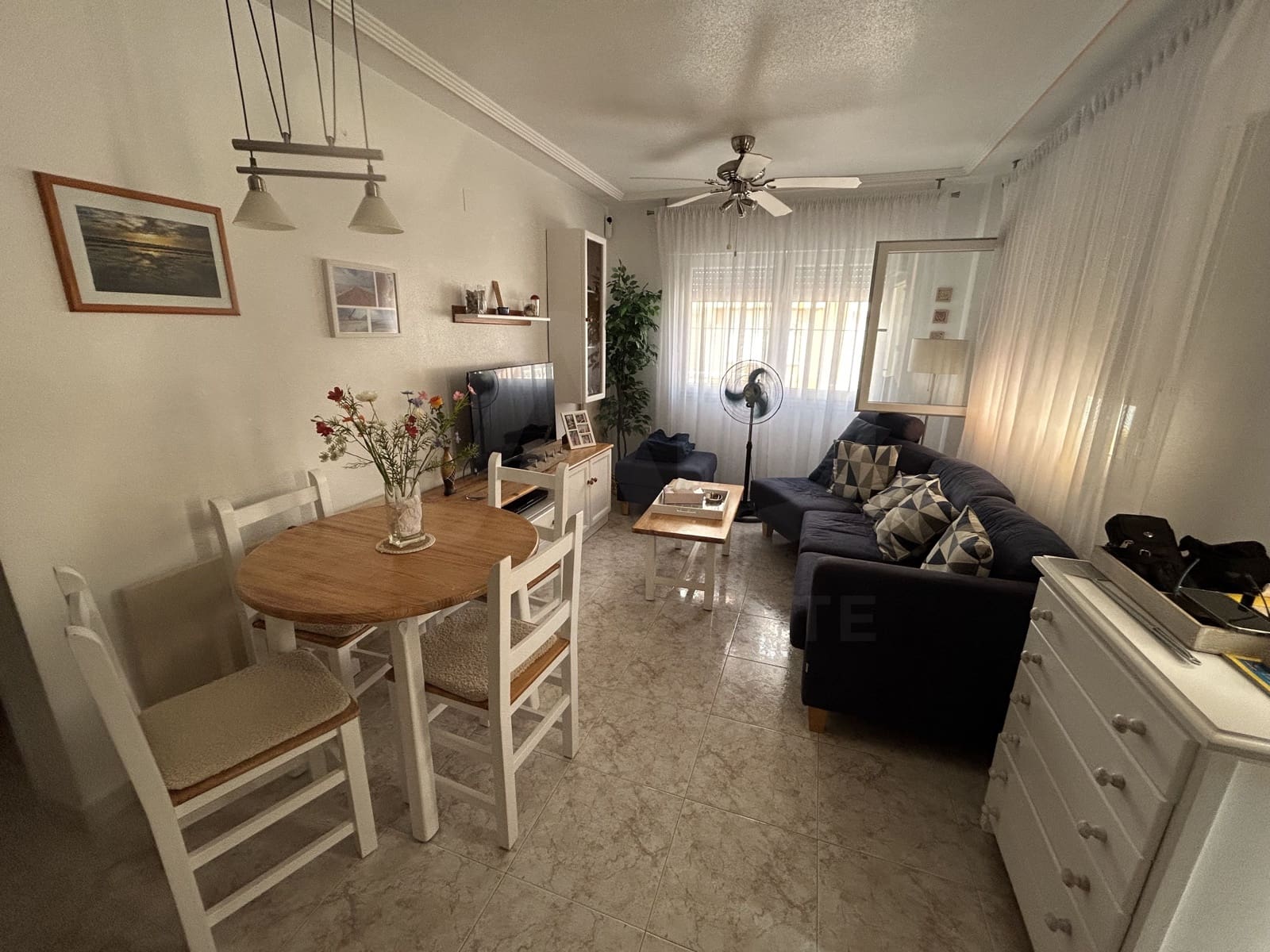 2 soverom Leilighet til salgs i Torrevieja med svømmebasseng - € 159 000 (Ref: 10131049)