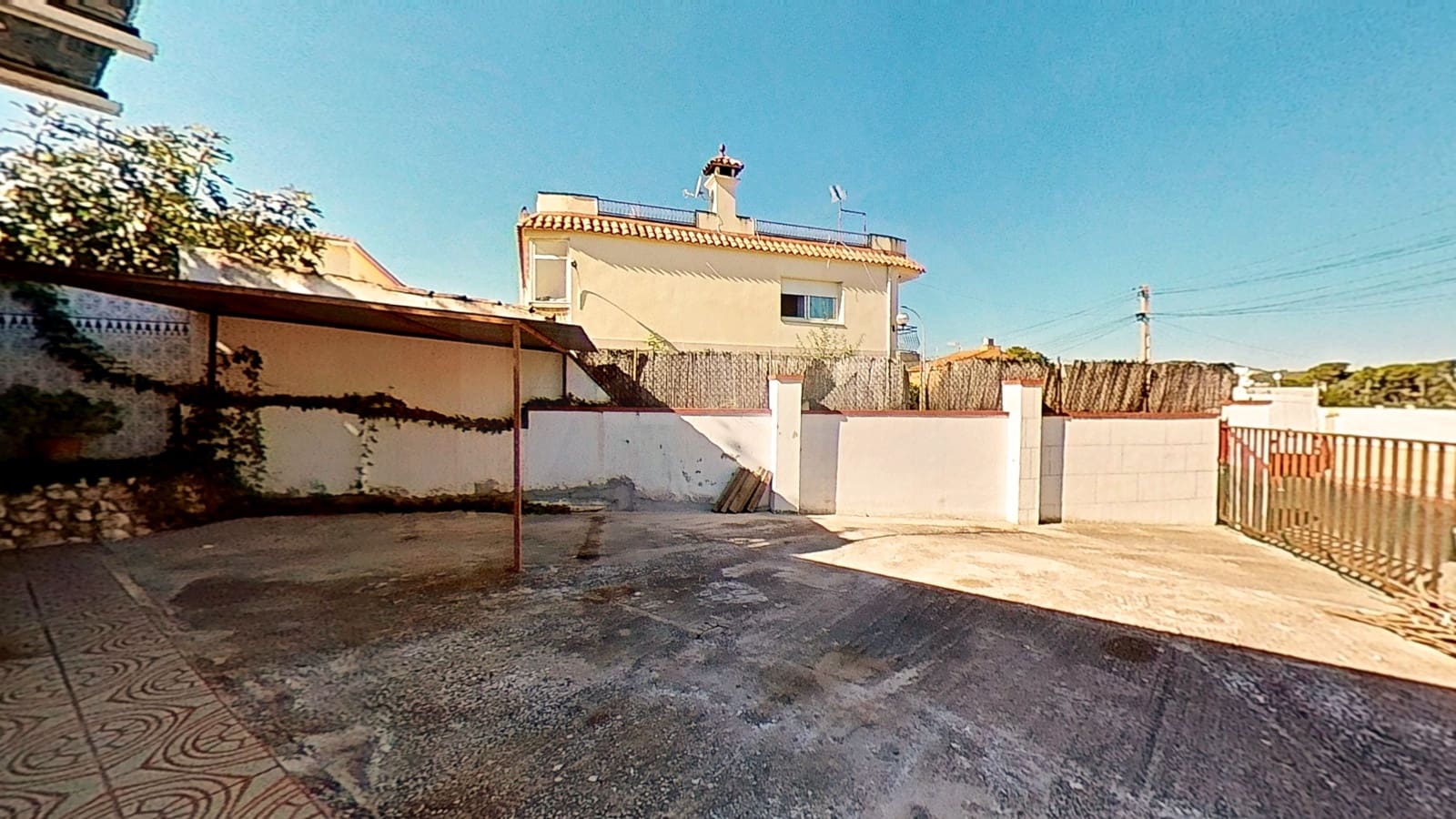 2 bedroom Townhouse for sale in Albinyana with garage - € 249,900 (Ref: 10131050)