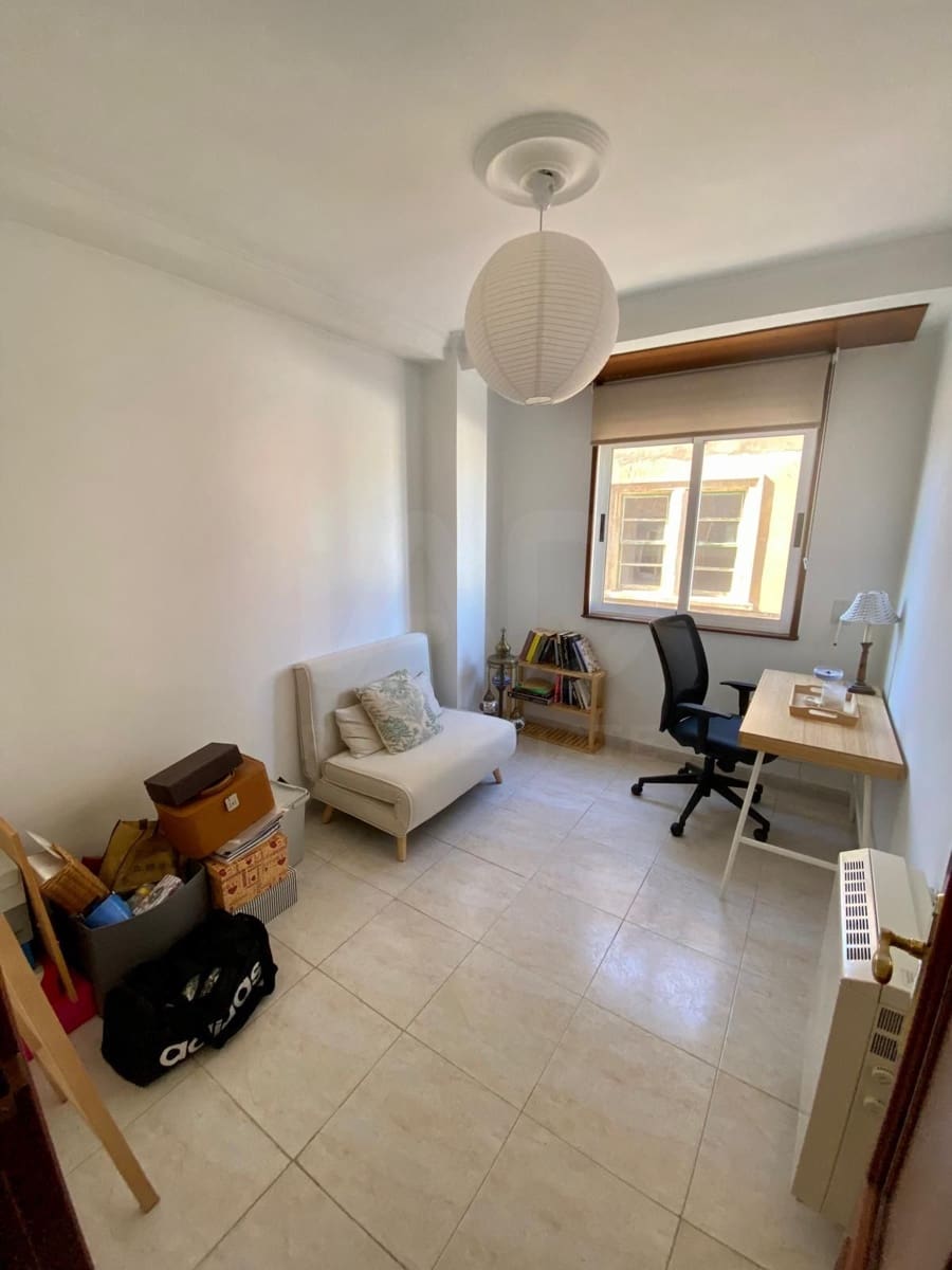 3 bedroom Apartment for sale in Naron with garage - € 180,000 (Ref: 10131054)