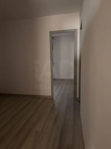 Kaupallinen myytävänä paikassa Mansilla de las Mulas mukana 
autotalli - 94 000 € (Ref: 10131055)