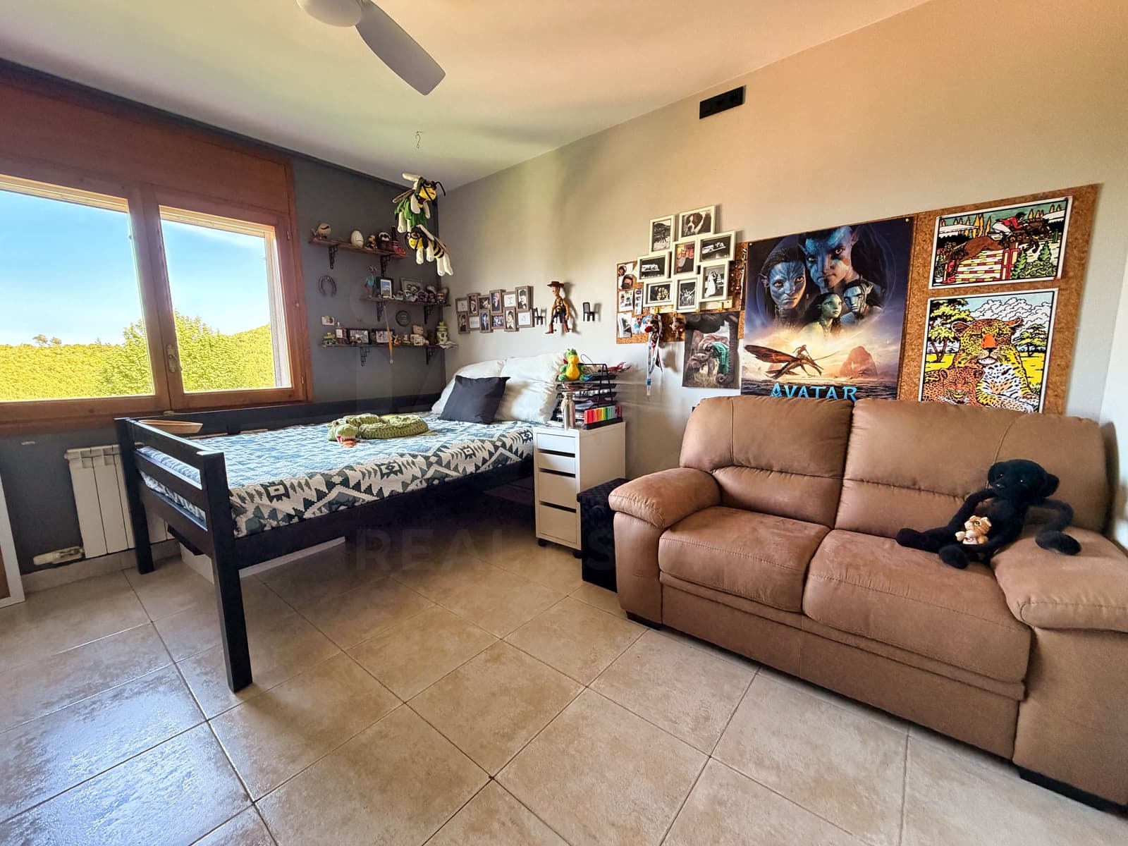 5 bedroom Apartment for sale in Vallirana with garage - € 425,000 (Ref: 10132277)