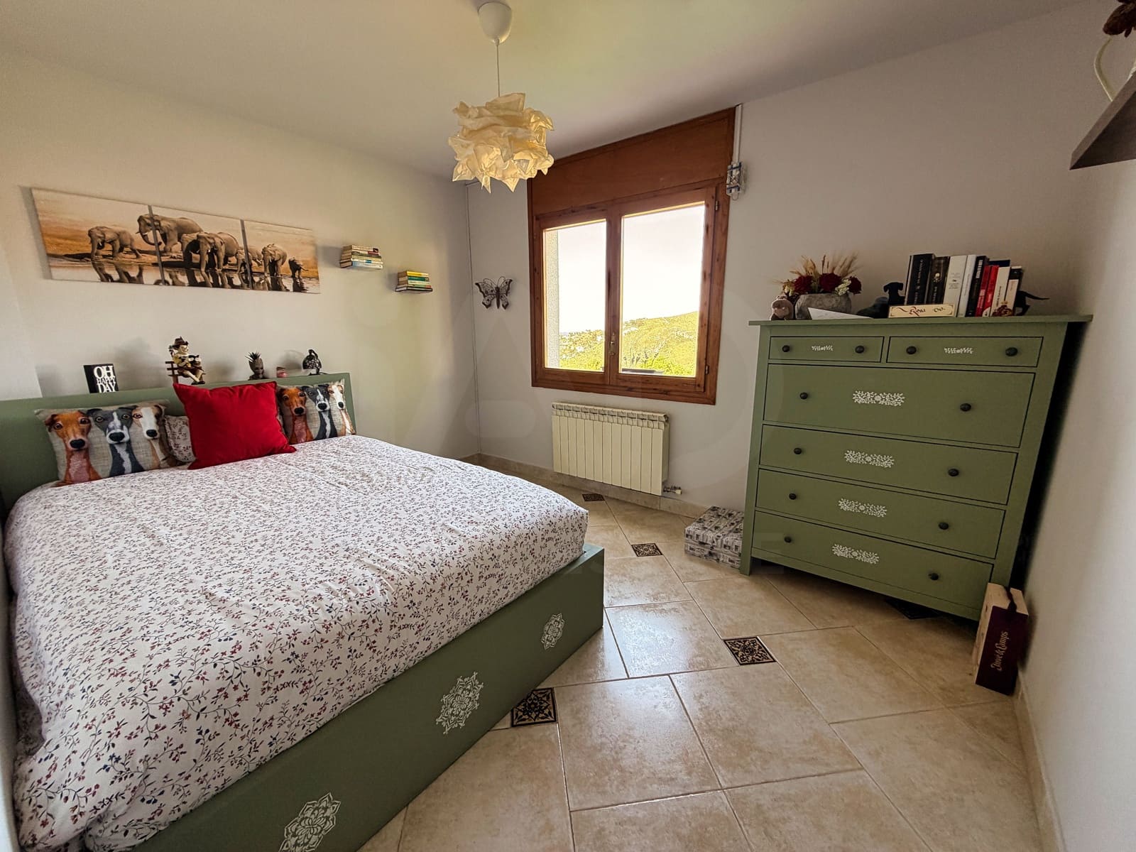 5 bedroom Apartment for sale in Vallirana with garage - € 425,000 (Ref: 10132277)