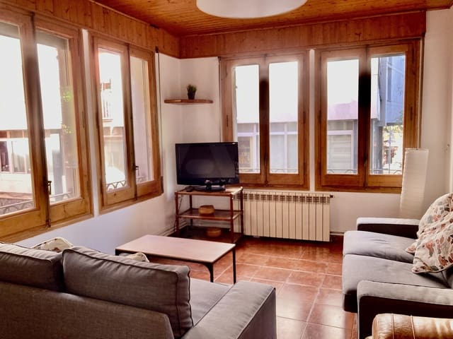 4 quarto Apartamento para venda em Sant Antoni, Barcelona cidade - 499 000 € (Ref: 10132354)