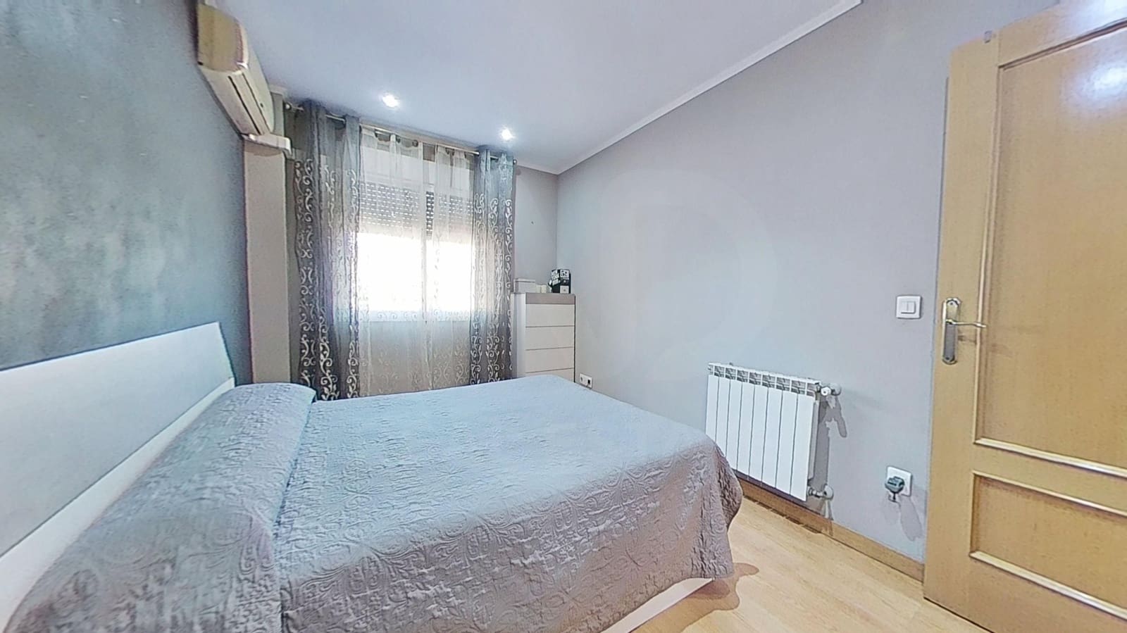 4 quarto Apartamento para venda em El Grau de Castello com garagem - 309 990 € (Ref: 10132999)