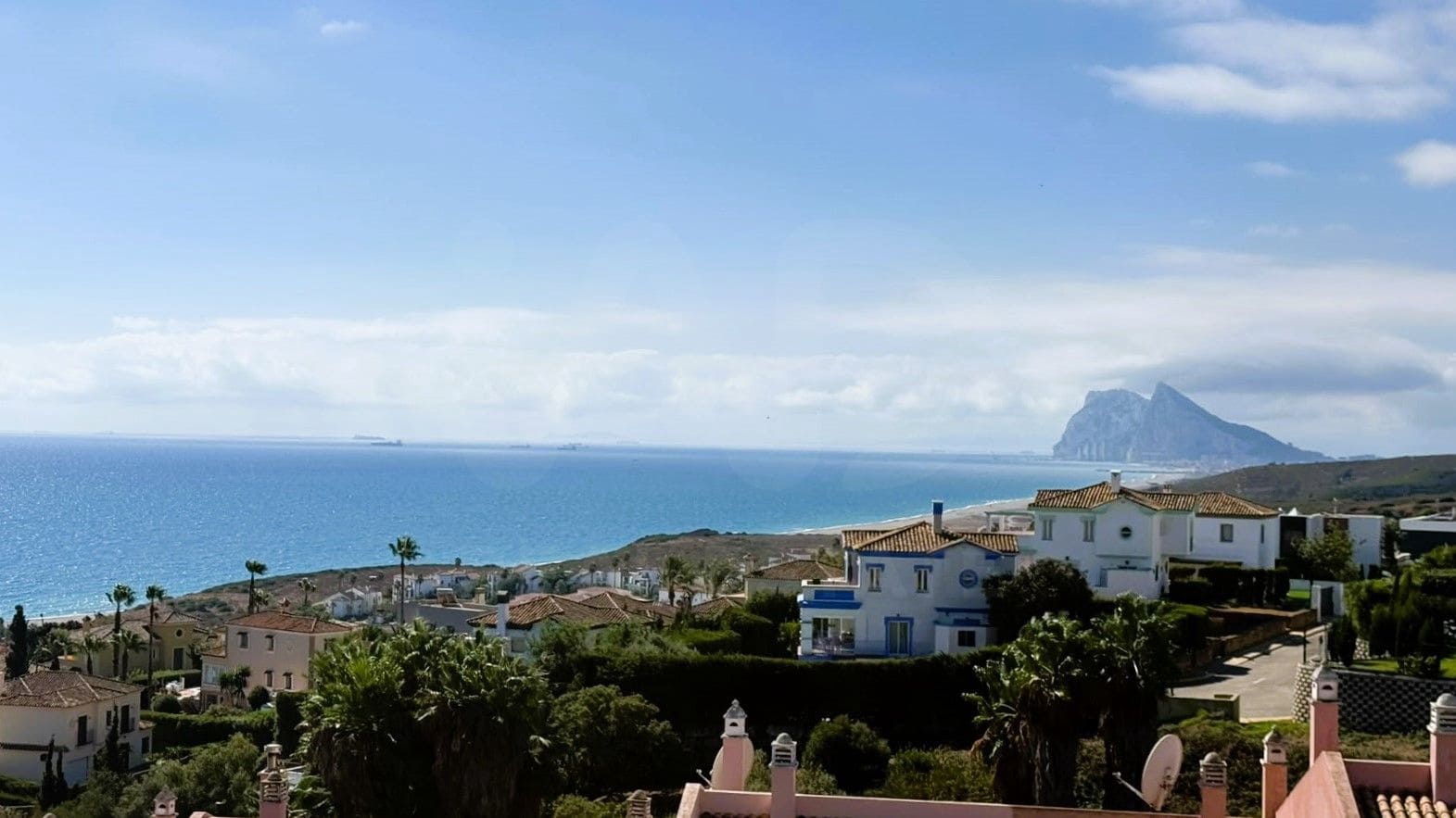 2 soveværelse Lejlighed til salg i La Alcaidesa med swimmingpool garage - € 549.000 (Ref: 10133386)
