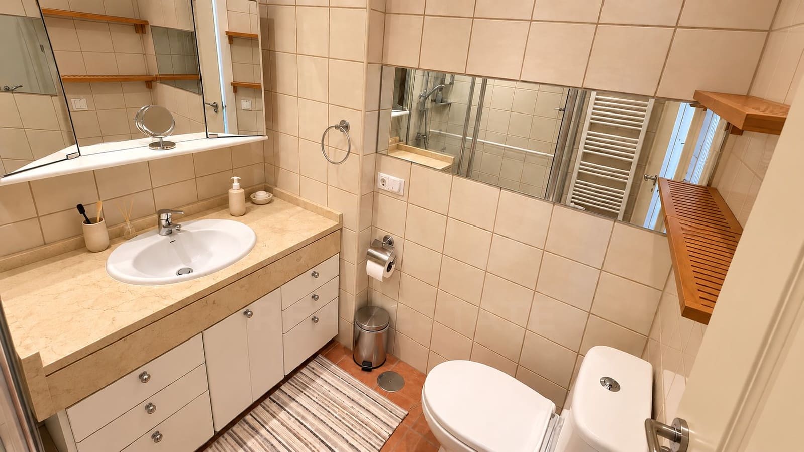 2 soveværelse Lejlighed til salg i La Alcaidesa med swimmingpool garage - € 549.000 (Ref: 10133386)