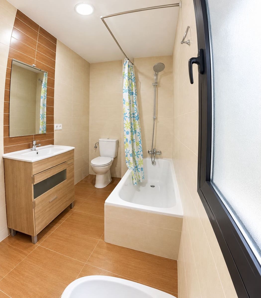 Apartamento de 2 habitaciones en Yeles en venta con garaje - 150.000 € (Ref: 10133388)