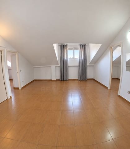 2 makuuhuone Huoneisto myytävänä paikassa Yeles mukana 
autotalli - 150 000 € (Ref: 10133388)