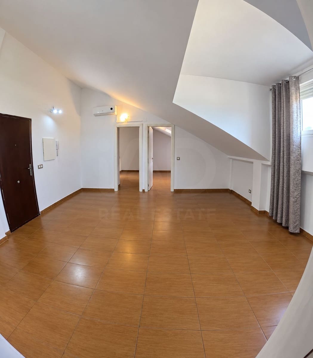 Apartamento de 2 habitaciones en Yeles en venta con garaje - 150.000 € (Ref: 10133388)
