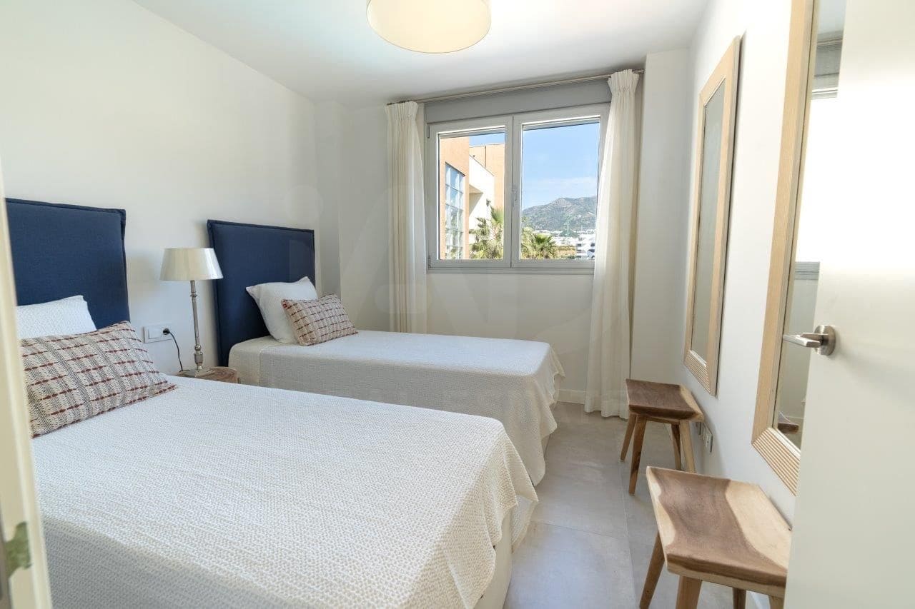 2 sovrum Lägenhet till salu i Fuengirola med pool garage - 599 000 € (Ref: 10135045)