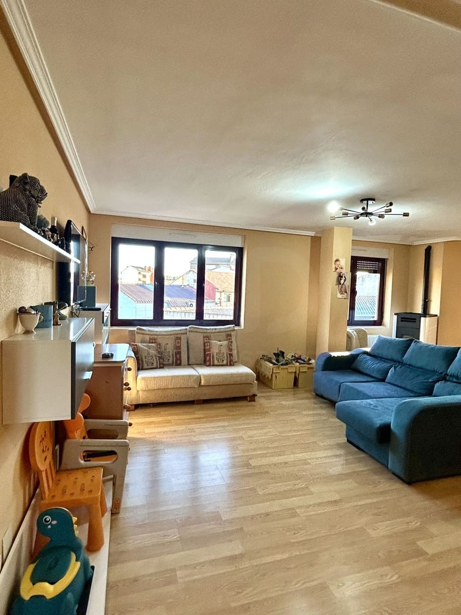 3 chambre Appartement à vendre à Villamanan - 82 000 € (Ref: 10135121)