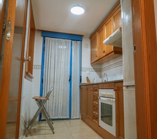 2 chambre Appartement à vendre à Puerto Deportivo, Guardamar del Segura avec piscine garage - 240 000 € (Ref: 10135122)