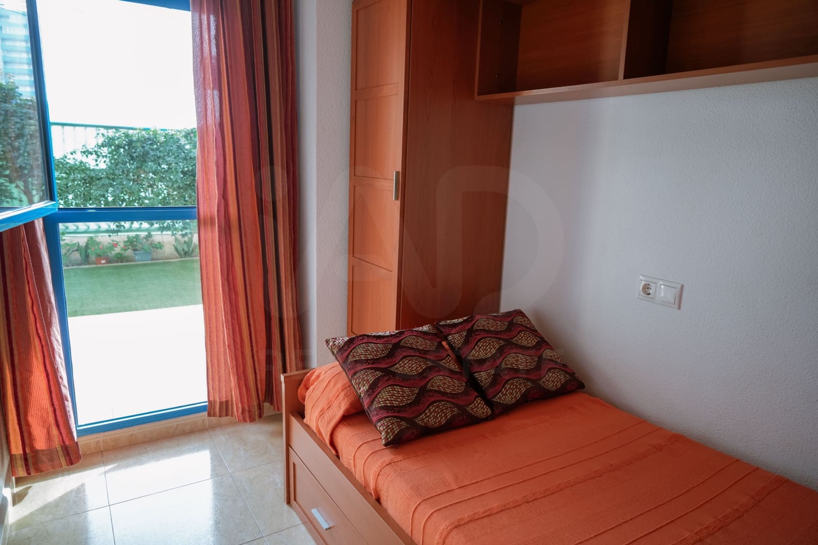 2 Zimmer Apartment zu verkaufen in Guardamar del Segura mit Pool Garage - 240.000 € (Ref: 10135122)