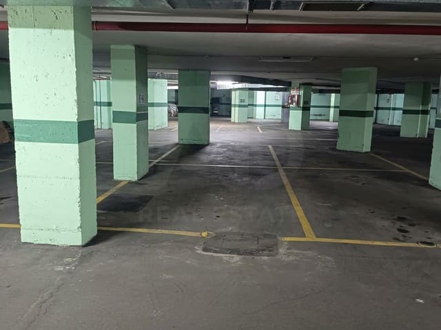 Lägenhet till salu i Acacias, Madrid stad - 25 000 € (Ref: 10135123)