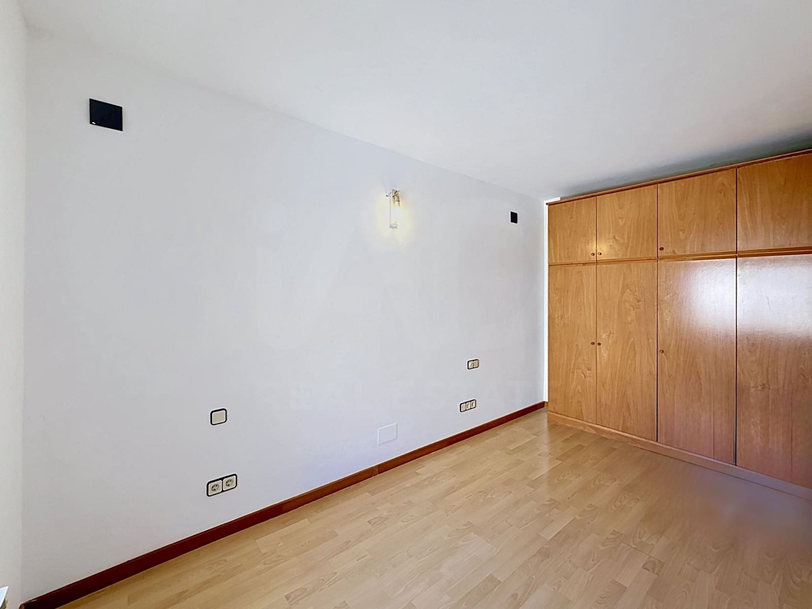 2 soveværelse Lejlighed til salg i Cornella de Llobregat - € 206.000 (Ref: 10135124)