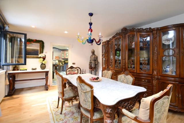 5 sypialnia Apartament na sprzedaż w Centro Urbano, Oviedo z garażem - 1 100 000 € (Ref: 10135126)