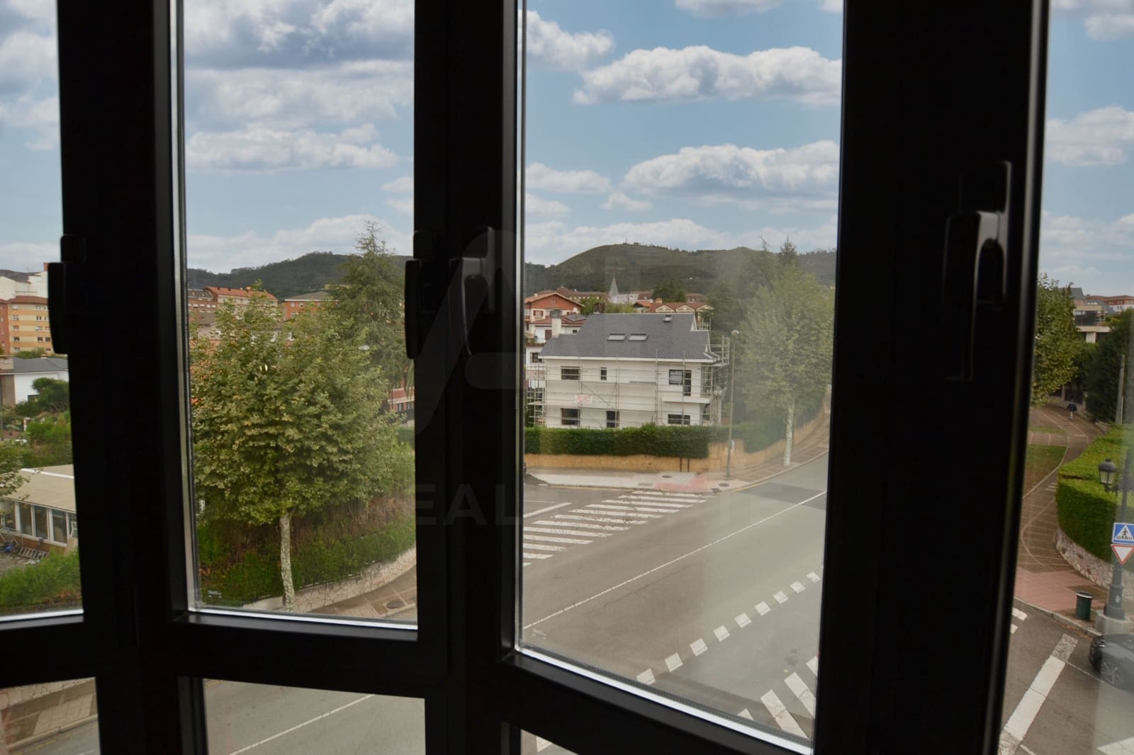 5 sypialnia Apartament na sprzedaż w Oviedo z garażem - 1 100 000 € (Ref: 10135126)
