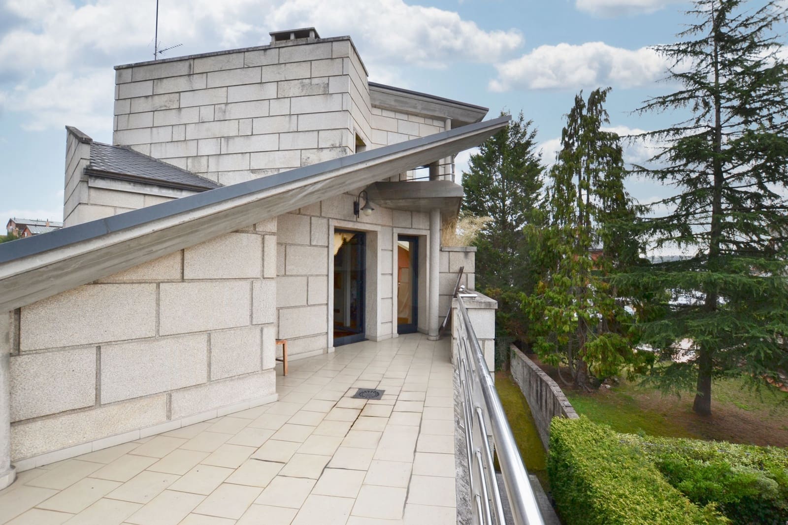 5 sypialnia Apartament na sprzedaż w Oviedo z garażem - 1 100 000 € (Ref: 10135126)